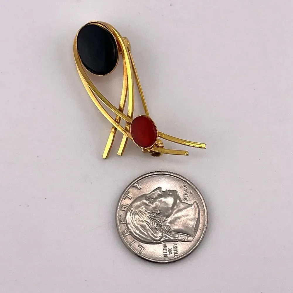 VTG Japan Mid Century Mod Bezel Set Black Onyx Red Orange Gold Tone Fish Brooch‎